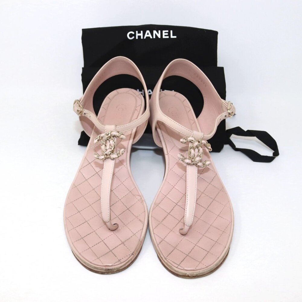 Chanel Quilted Logo 38 Baby Pink Flat T Strap Sandals Chain CC Logo